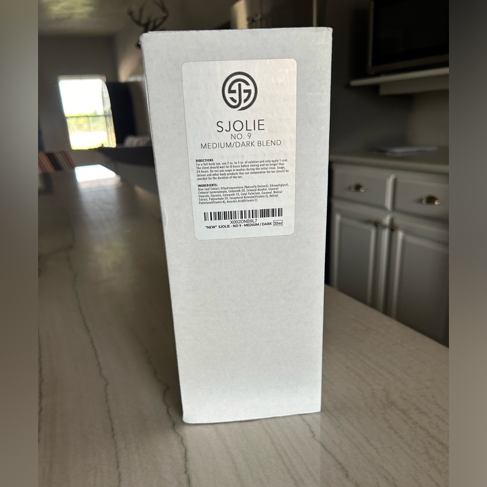 Sjolie Medium Spray Tanning Solution